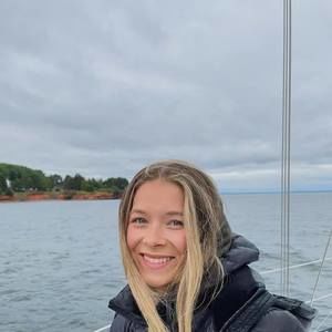 Meet your Posher, Ellen